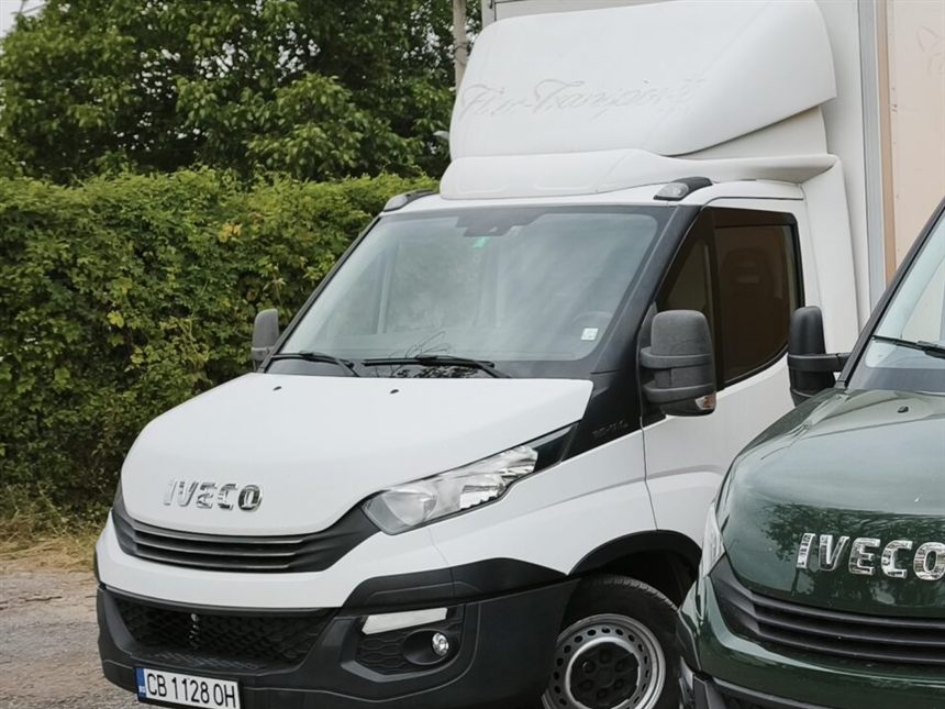 IVECO Daily — фургон (бял)